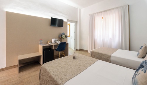 Double Room, 2 Twin Beds
