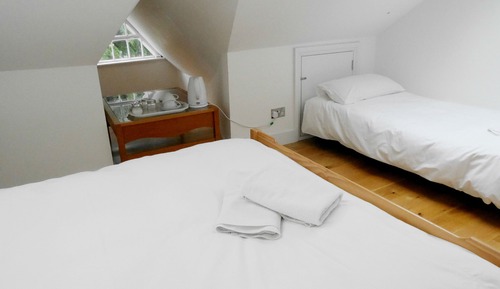 Superior Studio, Ensuite, Garden View (1&4 Self-contained)