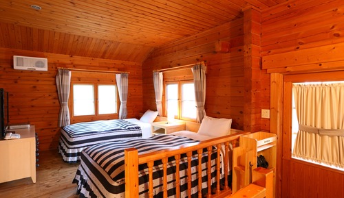 Private Lodge Room - Meal Served in the Restaurant Included, Non-Smoking