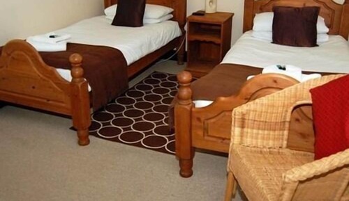 Twin Room, Private Bathroom