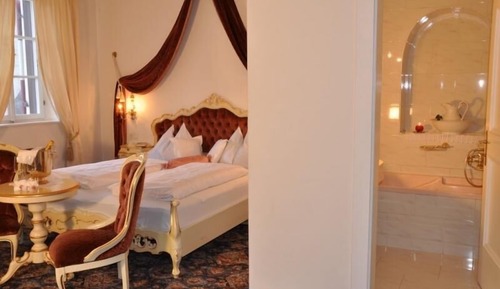 Basic Triple Room