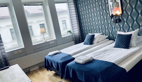 Standard Double or Twin Room, Shared Bathroom