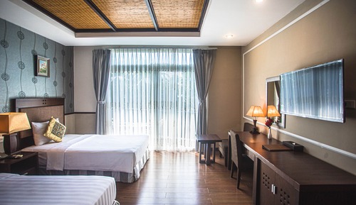 Deluxe Twin Room, Sea View (Partial View)