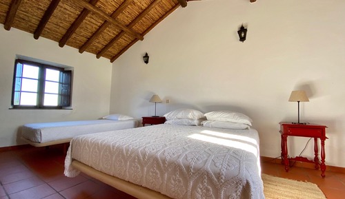 Standard Apartment, 1 Bedroom, Partial Ocean View