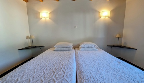 Family Apartment, 1 Bedroom, Partial Ocean View