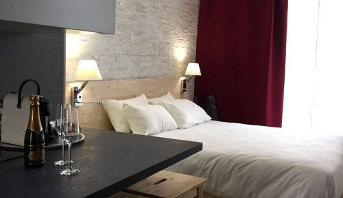 Design Studio Suite, 1 Bedroom (Balnéo)