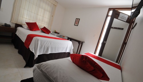 Standard Triple Room, Multiple Beds, Non Smoking, Ensuite