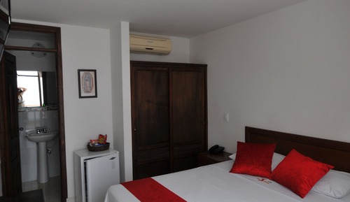Standard Double Room, 1 Double Bed, Accessible, Ensuite