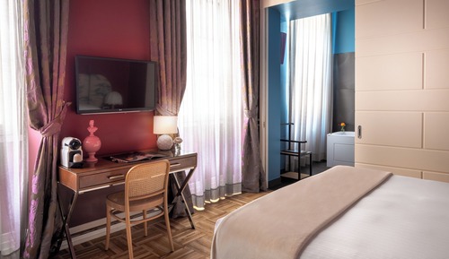 Premium Room