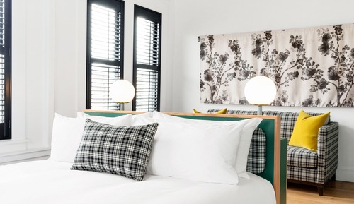 Deluxe Room, 1 King Bed