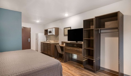 Standard Room, 1 King Bed, Non Smoking
