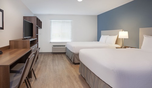 Room, 2 Queen Beds, Accessible, Non Smoking (Accessible Tub)