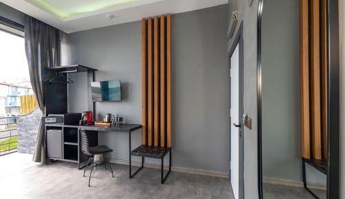 Deluxe Double or Twin Room, Balcony