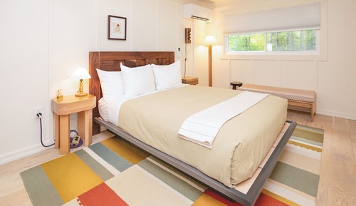Room, 1 Queen Bed (Deck House)