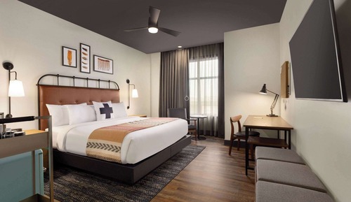 Room, 1 King Bed, Accessible, Non Smoking (Mobility)