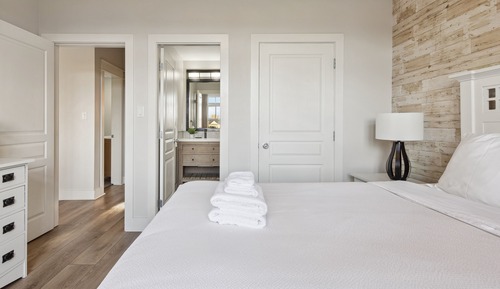 Executive Condo, 2 Bedrooms (129 Rivergrass - Pet Friendly)