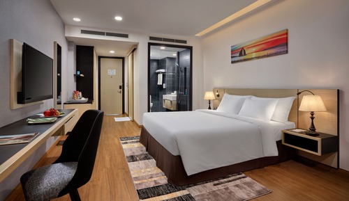 Deluxe King Room