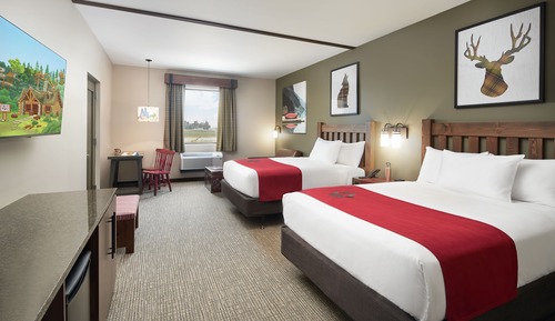 Deluxe Suite, Multiple Beds, Accessible (Shower)