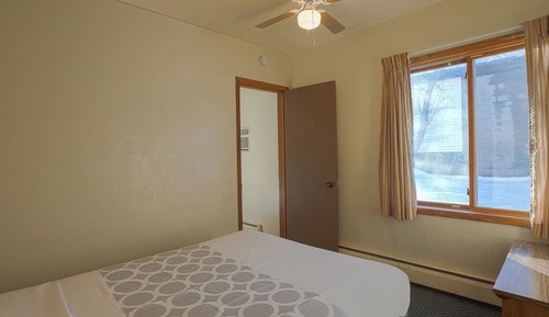 Room, Multiple Beds