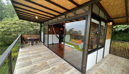 Multiple Cabin