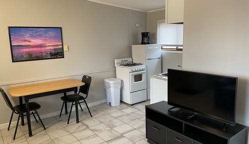 Condo, 2 Bedrooms, Pool Access, Lake View