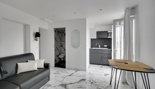 Apartment, Multiple Beds
