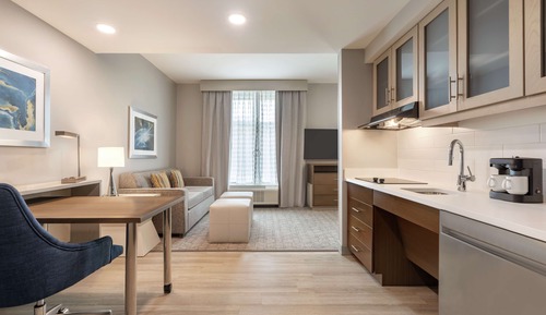 Studio, 1 King Bed, Accessible, Bathtub