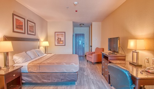 Suite, 2 Queen Beds