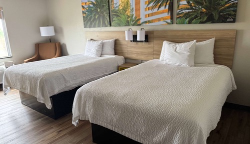 Standard Room, 2 Double Beds, Non Smoking