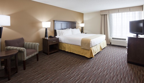 Suite, 1 King Bed, Accessible (Communications)