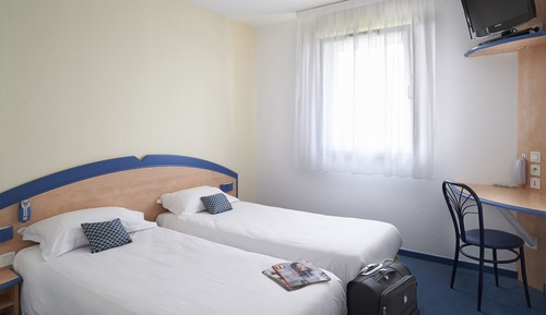 Classic Twin Room