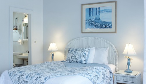Cottage Queen Room First and Second Floor
