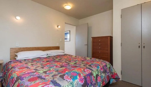 One Bedroom Standard