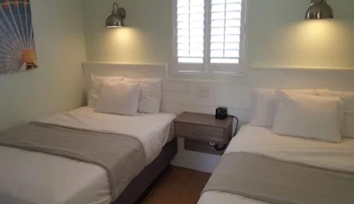 Family Suite, 1 Bedroom, Kitchenette, Partial Ocean View
