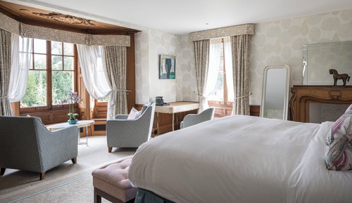 Luxury King Room