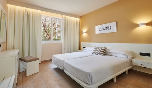 Apartment, 1 Bedroom, Balcony (2 adults + 2 children)