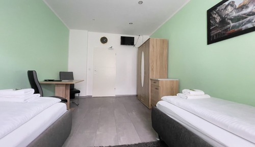 Superior Twin Room, Shared Bathroom