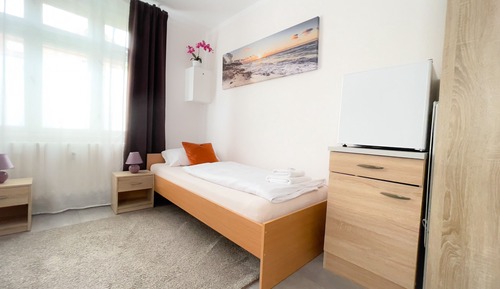 Double or Twin Room, Shared Bathroom