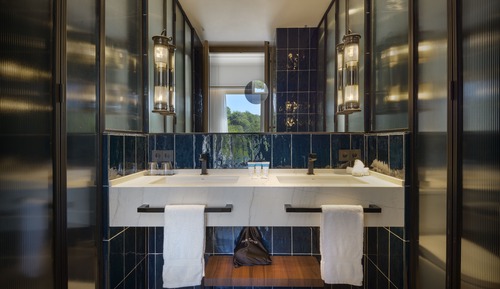 Suite (with garden)