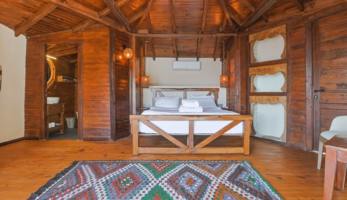 Honeymoon Suite, 1 Double Bed, Hot Tub, Sea View