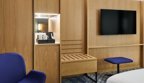 Superior Room, 1 King Bed, Non Smoking