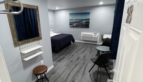 Deluxe Single Room