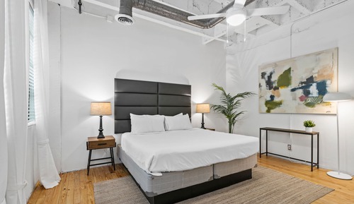 Deluxe Apartment, 2 Bedrooms (201)