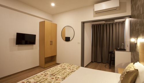 Gold Room