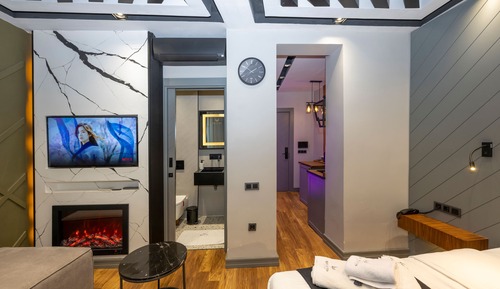 Luxury Triple Room