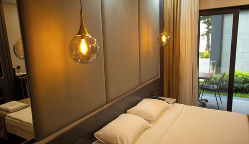 Premium Room