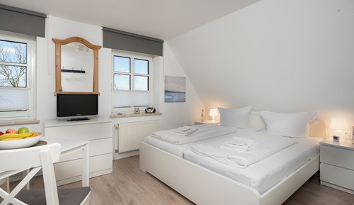 Basic Double Room