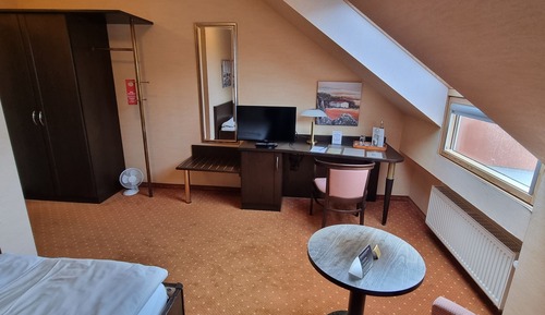 Standard Single Room