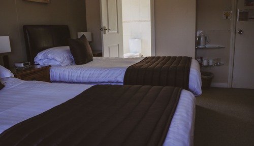 Twin Room (Room 7)