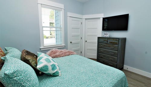Condo, 2 Bedrooms, 2 Bathrooms